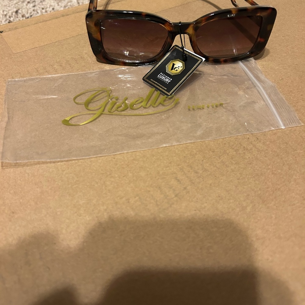 Giselle Women’s Tortoiseshell Sunglasses with Brown Lenses